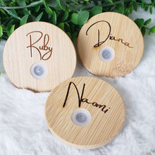 Load image into Gallery viewer, Bridesmaid Flower Glass Iced Coffee Cup with Bamboo Lid and Straw, Iced Coffee Glass, Gift for Friend, Coffee Aesthetic 16oz