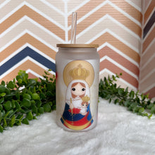 Load image into Gallery viewer, Virgin Chiquinquira Glass Coffee Cup, Virgin Chiquinquira Glass Iced Coffee Cup with Bamboo Lid and Straw, Gift for Friend, Coffee Aesthetic 16oz