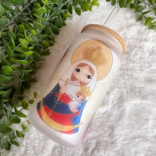 Load image into Gallery viewer, Virgin Chiquinquira Glass Coffee Cup, Virgin Chiquinquira Glass Iced Coffee Cup with Bamboo Lid and Straw, Gift for Friend, Coffee Aesthetic 16oz