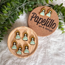 Load image into Gallery viewer, Charm Acrylic Gold for Bracelet, Virgin of the Divine Shepherdess Charm for Necklaces, Acrylic Charm Bracelet for Women, Gift Her.