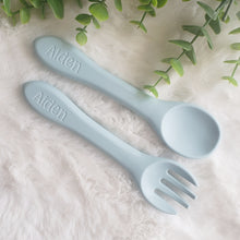 Load image into Gallery viewer, Personalized Silicone Set Utensils, Engraved Baby Utensils, Baby Shower Gift, Washable, Baby Gift, Custom Baby Shower Gift