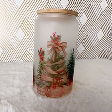 Load image into Gallery viewer, Christmas Glass Coffee Cup, Christmas Tree Glass Iced Coffee Cup with Bamboo Lid and Straw, Iced Coffee, Gift for Friend, Coffee Aesthetic