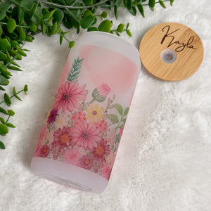 Gerber daisies Glass Coffee Cup, Gerber daisies Glass Iced Coffee Cup with Bamboo Lid and Straw, Iced Coffee Glass, Gift Friend, Aesthetic 16oz